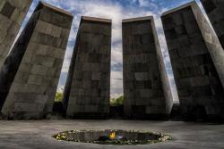 Pamätník genocídy - Tsitsernakaberd v Jerevane. Foto: unsplash.com