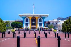 Sultánsky palác Al Alam, Muscat, Omán. Foto: unsplash.com