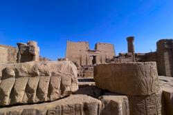 Chrám boha Hora v Edfu, Egypt. Foto: Lucia Kulfasová - sprievodkyňa CK SATUR