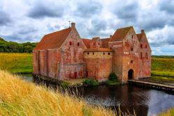 Hrad Spottrup, Dánsko. Foto: unsplash.com