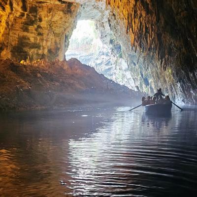 Krásna jaskyňa Melissani, Kefalónia.