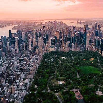 Pohľad z výšky na Central Park a mesto New York.