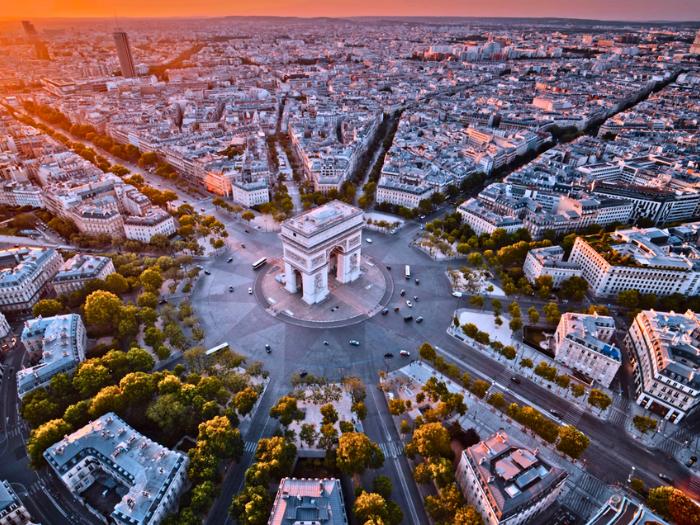 Champs Elysées, Francúzsko. Foto: unsplash.com