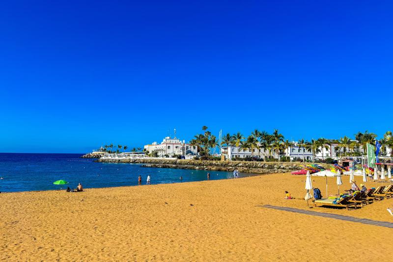 Puerto de Mogán - piesková pláž a miestečko, Gran Canaria. Foto: unsplash.com