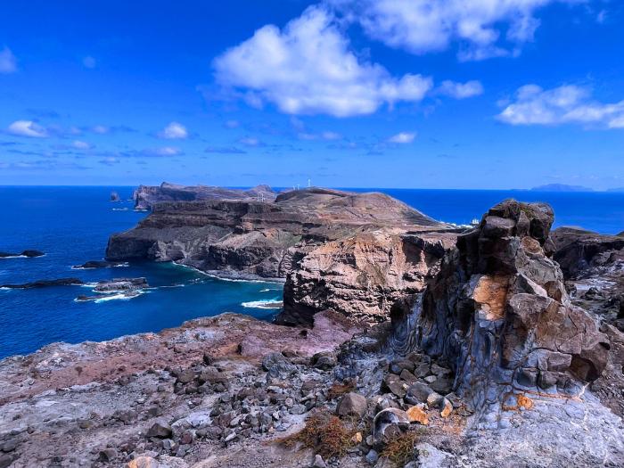 Suchý polostrov Sao Lorenco. Madeira.