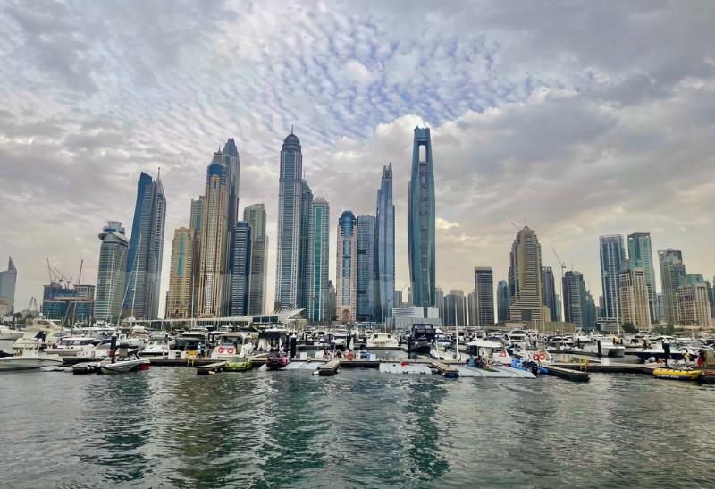 Mrakodrapy v Marina Dubai. SAE